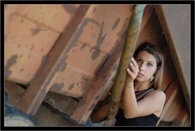 Alice - Fotomodella di Bra (Cuneo) disponibile per foto fashion, moda mare, intimo, trasparenze, glamour, topless e nudo artistico.