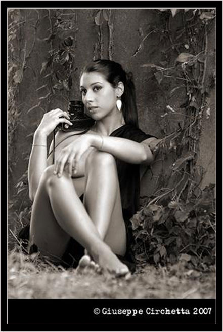 Alice - Fotomodella di Bra (Cuneo) disponibile per foto fashion, moda mare, intimo, trasparenze, glamour, topless e nudo artistico.