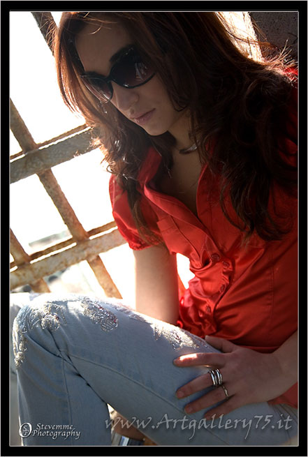 Elena C. - Fotomodella italiana di Torino disponibile per foto fashion, intimo, trasparenze e glamour.