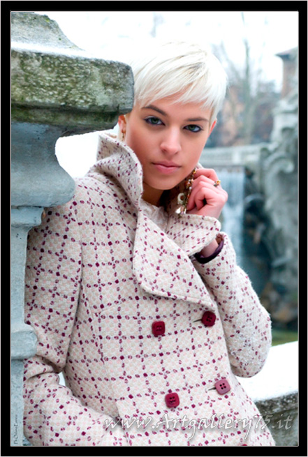 Francesca C. - Fotomodella di Torino (Piemonte) disponibile per foto fashion, moda mare, intimo, trasparenze e glamour.