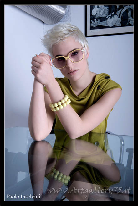Francesca C. - Fotomodella di Torino (Piemonte) disponibile per foto fashion, moda mare, intimo, trasparenze e glamour.