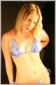 Alessia - Fotomodella Italiana di Genova. Disponibile per foto fashio e moda mare.