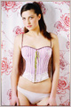 Ilaria E. - Fotomodella italiana residente a Follonica (Toscana). Disponibile per foto fashion, moda mare e intimo.