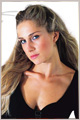 Irene M. - Fotomodella italiana residente a Napoli (Campania). Disponibile per foto fashion e moda mare.