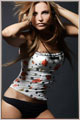 Tiziana D. - Fotomodella italiana residente a Napoli (Campania). Disponibile per foto fashion, moda mare, intimo e glamour.