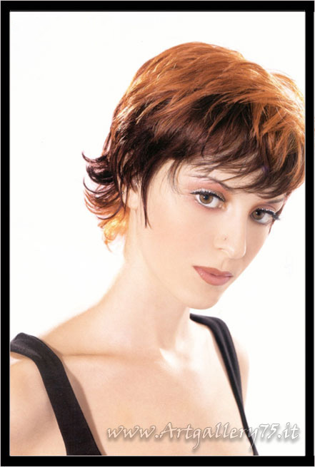 Jvmodel - Fotomodella italiana residente a Milano. Disponibile per fofo fashion, moda mare ed intimo.