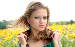 Irisha fotomodella Moldava Pistoia Toscana modella fashion moda mare intimo glamour