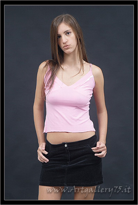 Patrizia M. - Fotomodella di Rimini (Emilia Romagna) disponibile per foto fashion e moda mare.