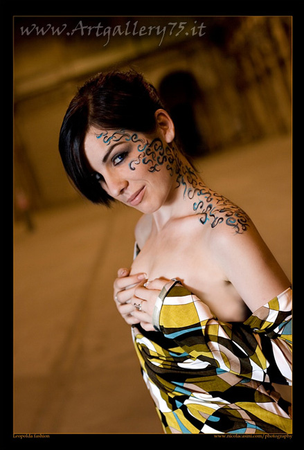 Roxana - Fotomodella di Montevarchi (Toscana) disponibile per foto fashion, moda mare, intimo e glamour.
